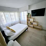2 Pieces, Emplacement De Reve Martinez Apartman