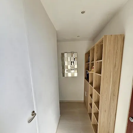 2 Pieces, Emplacement De Reve Martinez * Cannes